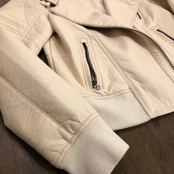 GUESS FAUX-Leather MOTO JACKET - Picture 3 of 13